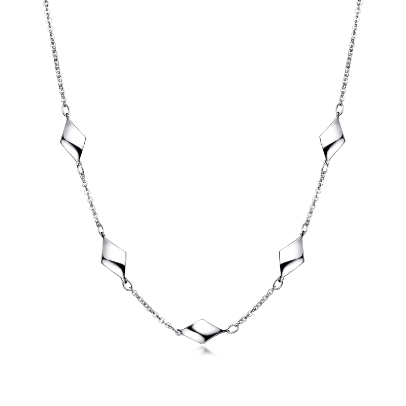 Pt Graceful "Blooming Beauty" Platinum Necklace