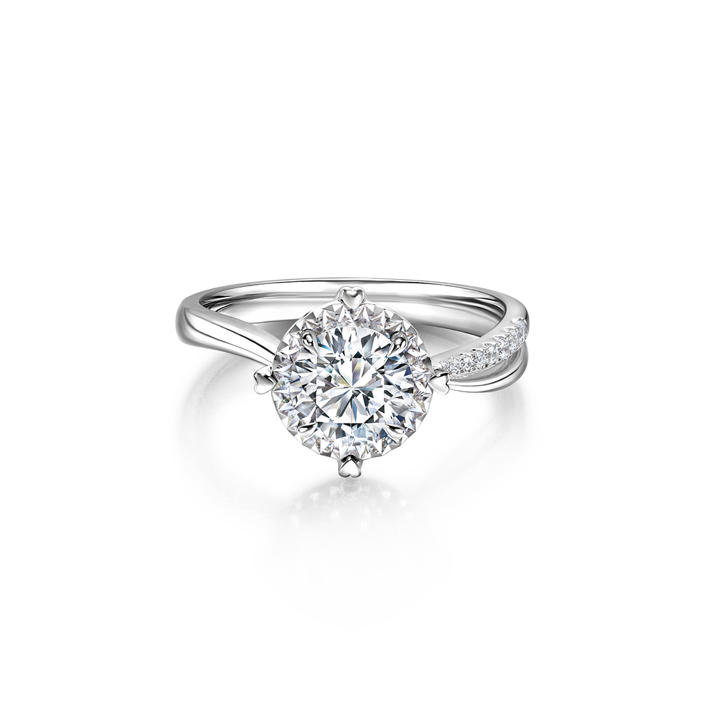 Love is Beauty Collection 18K White Gold Diamond Ring